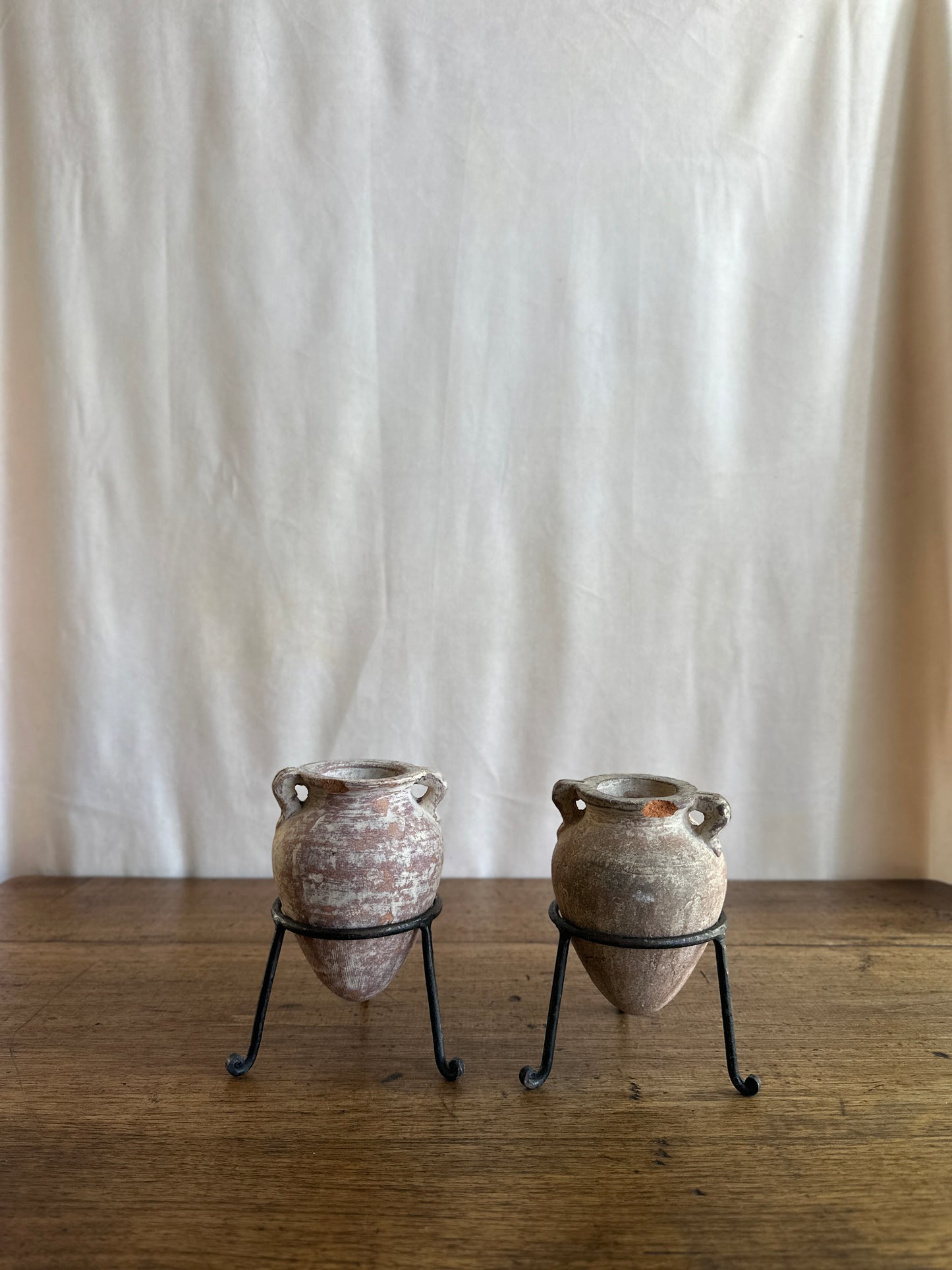 Duo de petits vases en céramique