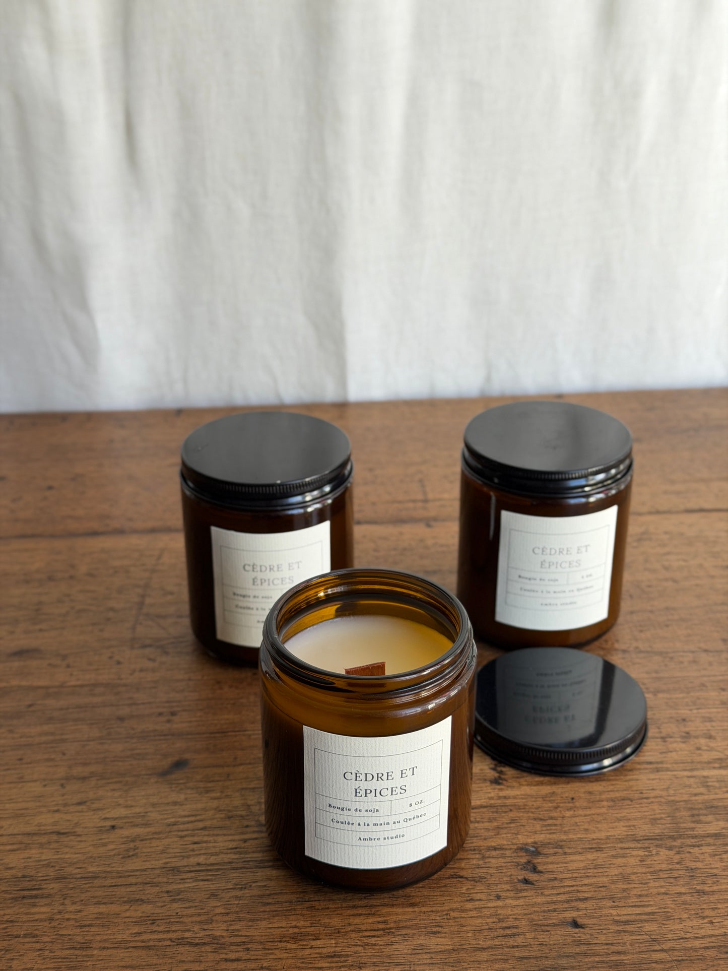 Bougie cèdre et épices