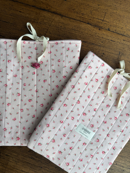 Pochette pour livres/ iPad avec petite roses et fleurs