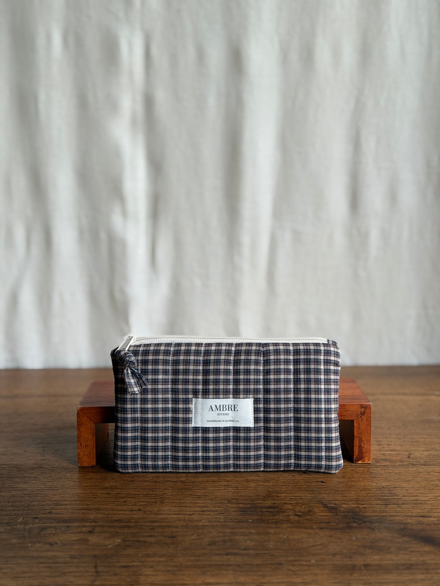 Pochette à crayon à carreaux bleu