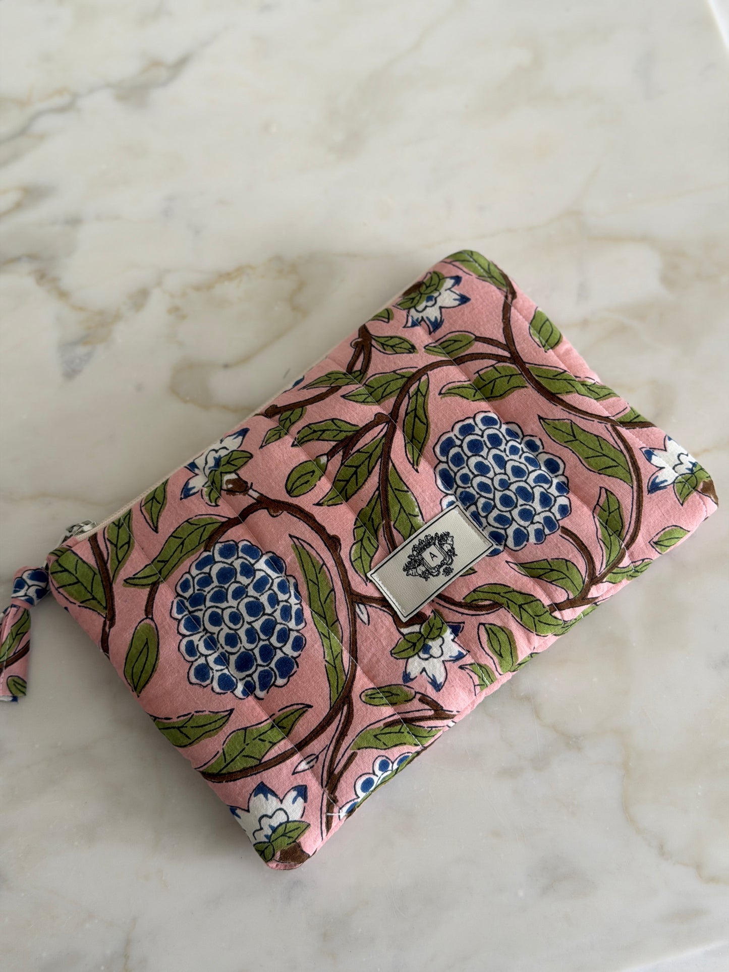 Pochette rose à motif
