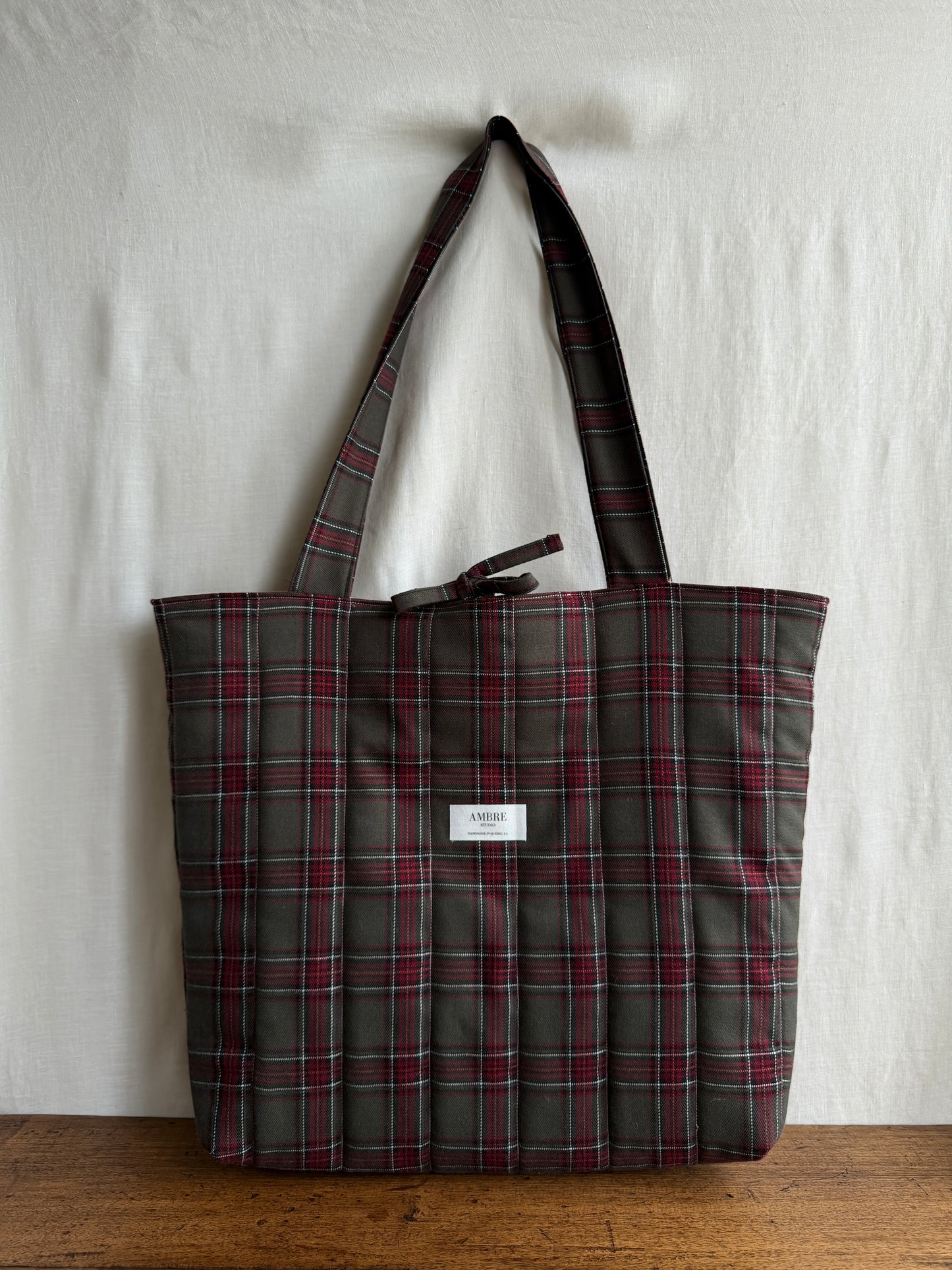 Tote bag à carreaux rouges