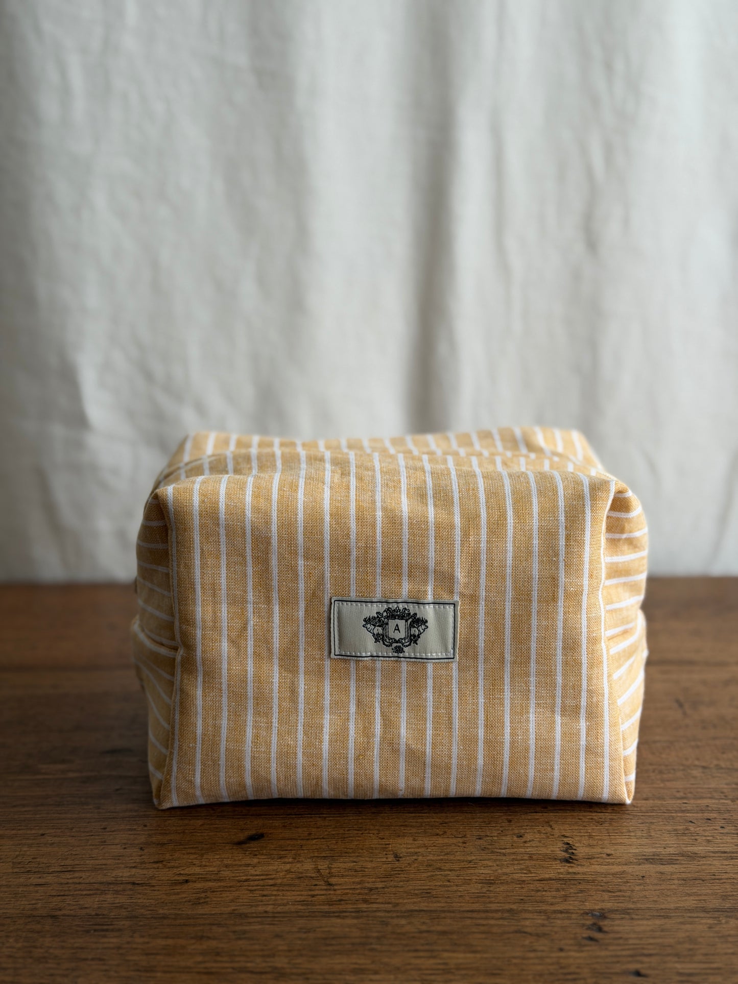 Trousse en lin à rayures