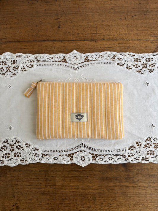 Pochette en lin jaune